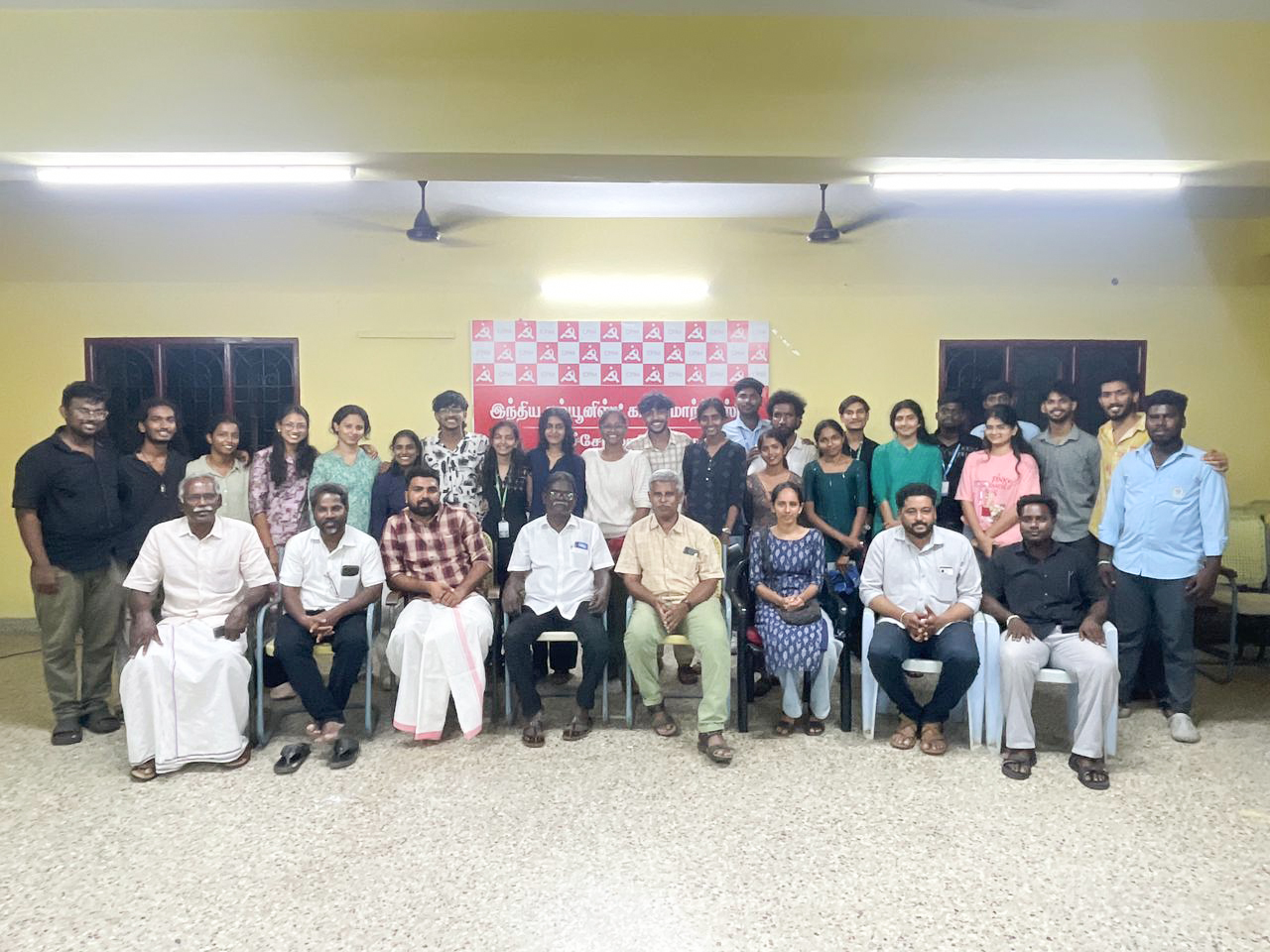 புதுச்சேரி மத்திய பல்கலை கழக மாணவர் பேரவை நிர்வாகிகளுக்கு சிபிஎம் அலுவலகத்தில் வரவேற்பு, வாழ்த்து