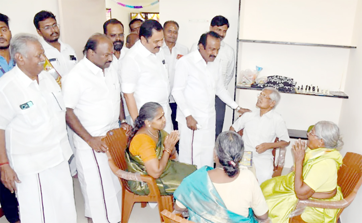 ஈரோடு மாநகராட்சிக்குட்பட்ட சேரன் நகர்