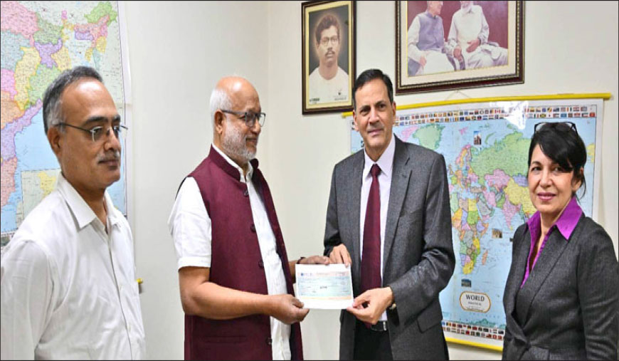 புத்தக ராயல்டி பணத்தை கியூபாவிற்கு கொடுத்த எம்.ஏ.பேபி