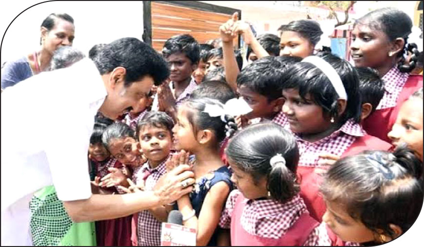 ‘விழாமல் தாங்கிப் பிடிப்பேன்’