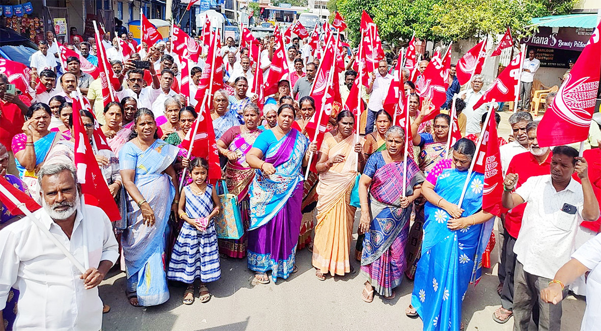இந்தியாவில் பட்டியலினத்தினர், பழங்குடியினர்,