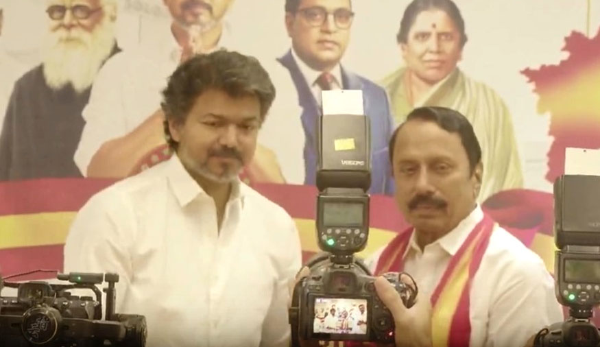 முன்னாள் அமைச்சர் செங்கோட்டையன் தவெக-வில் இணைந்தார்!