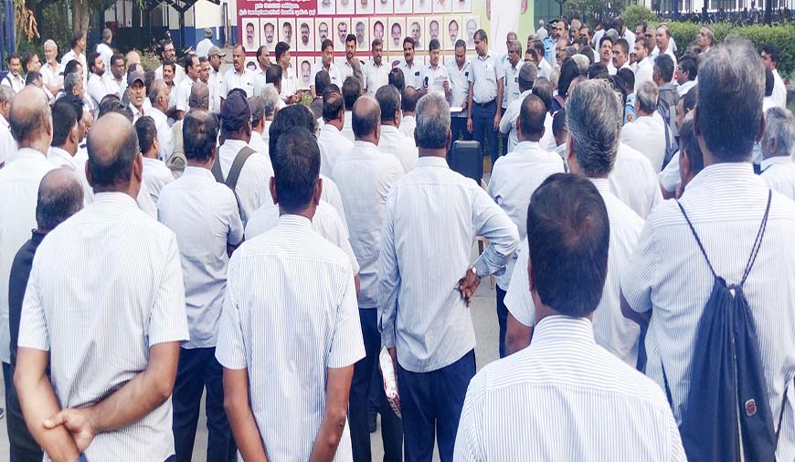 அசோக் லேலண்ட் ஆலையில் தொழிலாளர்கள் ஆர்ப்பாட்டம்