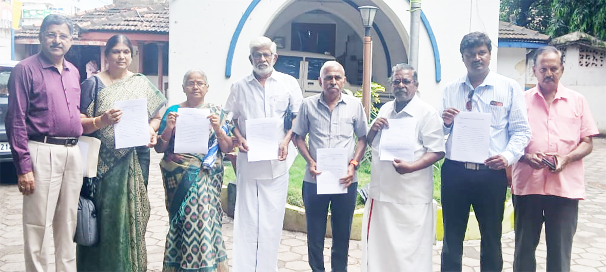 மூத்த குடிமக்களிடம் பணத்தை பெற்றுக்கொண்டு
