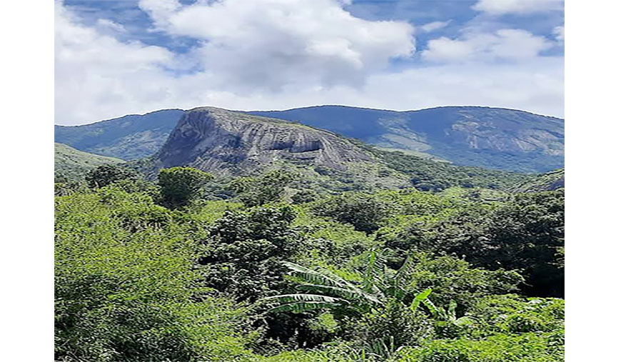 மேற்குத் தொடர்ச்சி மலையில் ஒரு சுற்றுலாத்தலம்