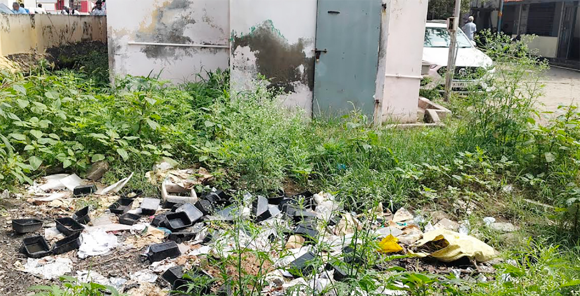 அடிப்படை வசதிகளுக்கு ஏங்கும் உடுமலை வட்டாட்சியர் அலுவலக வளாகம்