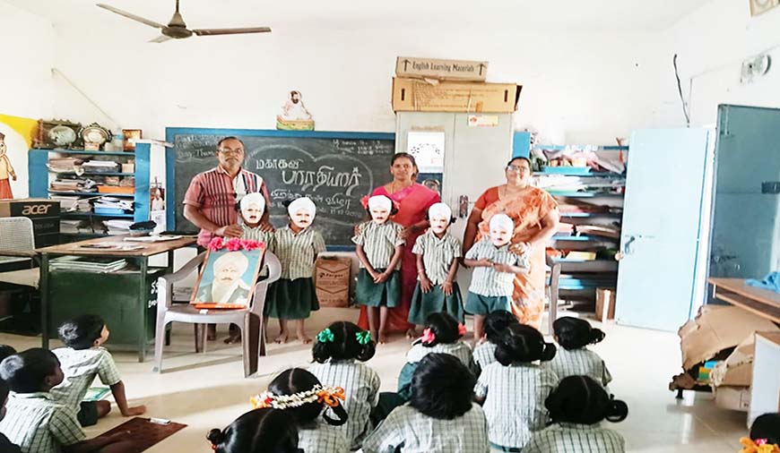 ரிஷிவந்தியம் பள்ளியில் மாணவர்களுக்குப் பரிசளிப்பு