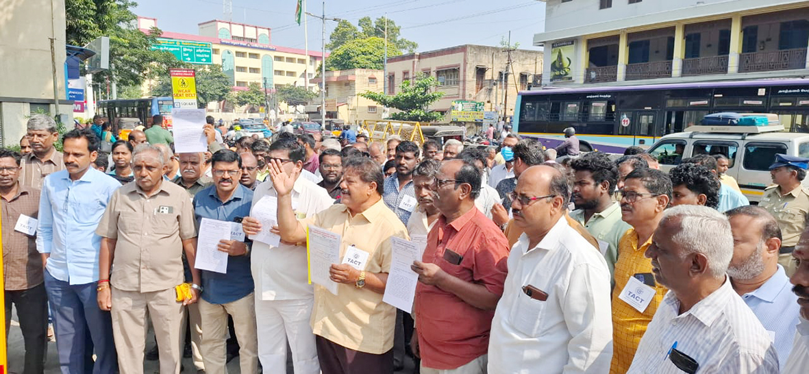 பொய்ப்புகாரில் தொழிற்கூடத்தை மூடுவதா?