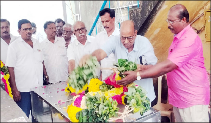 வி.தயானந்தன் தந்தை காலமானார்