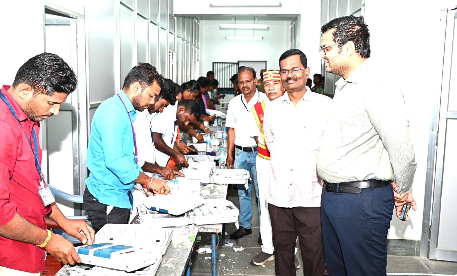 திருச்சிராப்பள்ளி மாவட்ட ஆட்சியர் அலுவலக வளாகத்தில் உள்ள மின்னணு