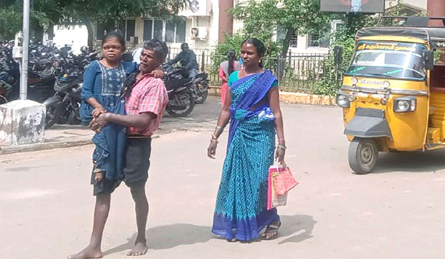 கலைஞர் கனவு இல்லம் திட்டத்தில் இலவச வீடு வழங்க மாற்றுத்திறனாளி இளம்பெண் கோரிக்கை