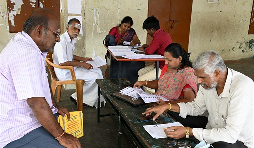 எஸ்.ஐ.ஆர் - தமிழ்நாட்டில் வாக்காளர் சிறப்பு முகாம்கள்!