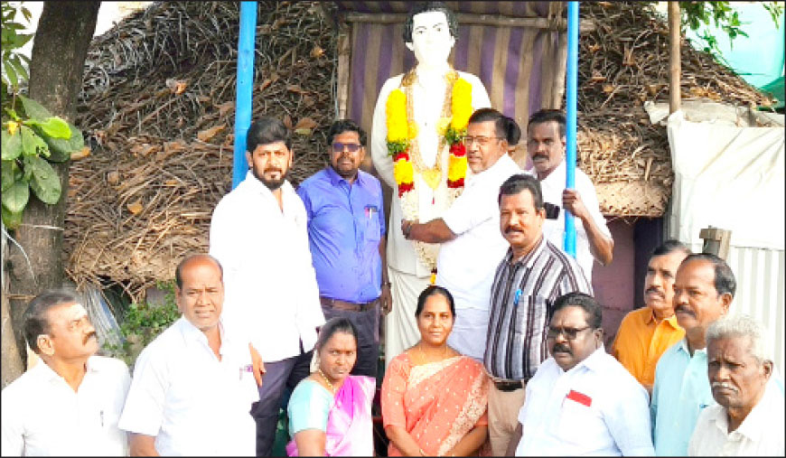 கலைவாணர் சிலைக்கு சச்சிதானந்தம் எம்.பி., மரியாதை