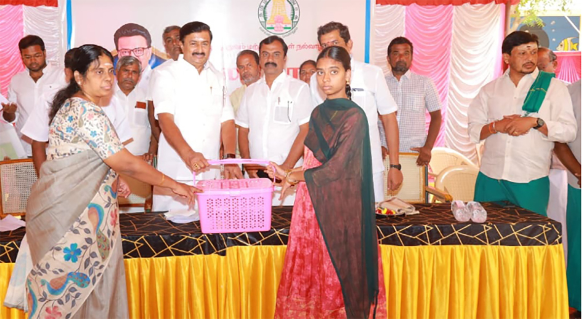 நலம் காக்கும் ஸ்டாலின் மருத்துவ முகாம்: அமைச்சர் பங்கேற்பு