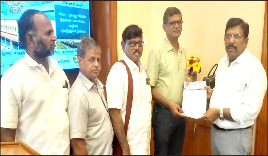 உள்ளாட்சி ஊழியர் கோரிக்கைகளை நிறைவேற்றுக! தலைமைச் செயலாளரிடம் சிஐடியு நேரில் மனு