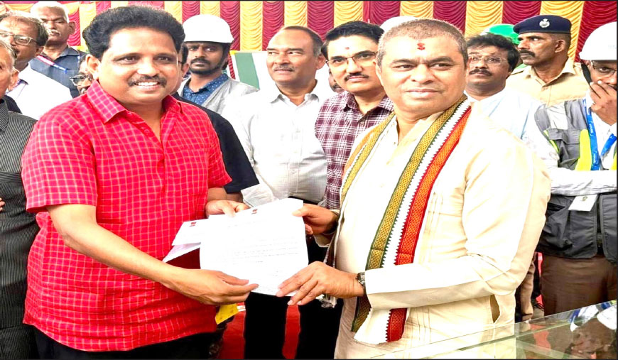 மதுரை கூடல்நகரில் 2-ஆவது ரயில் முனையம் ரயில்வே நிலைக்குழு தலைவரிடம் சு. வெங்கடேசன் எம்.பி. முறையீடு!