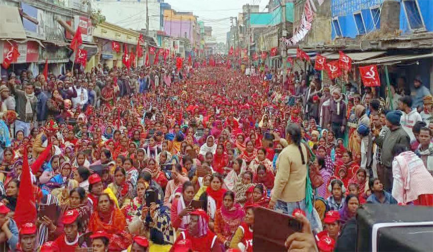 சிபிஎம் பொதுக்கூட்டம்: சிவந்தது மான்பஜார்