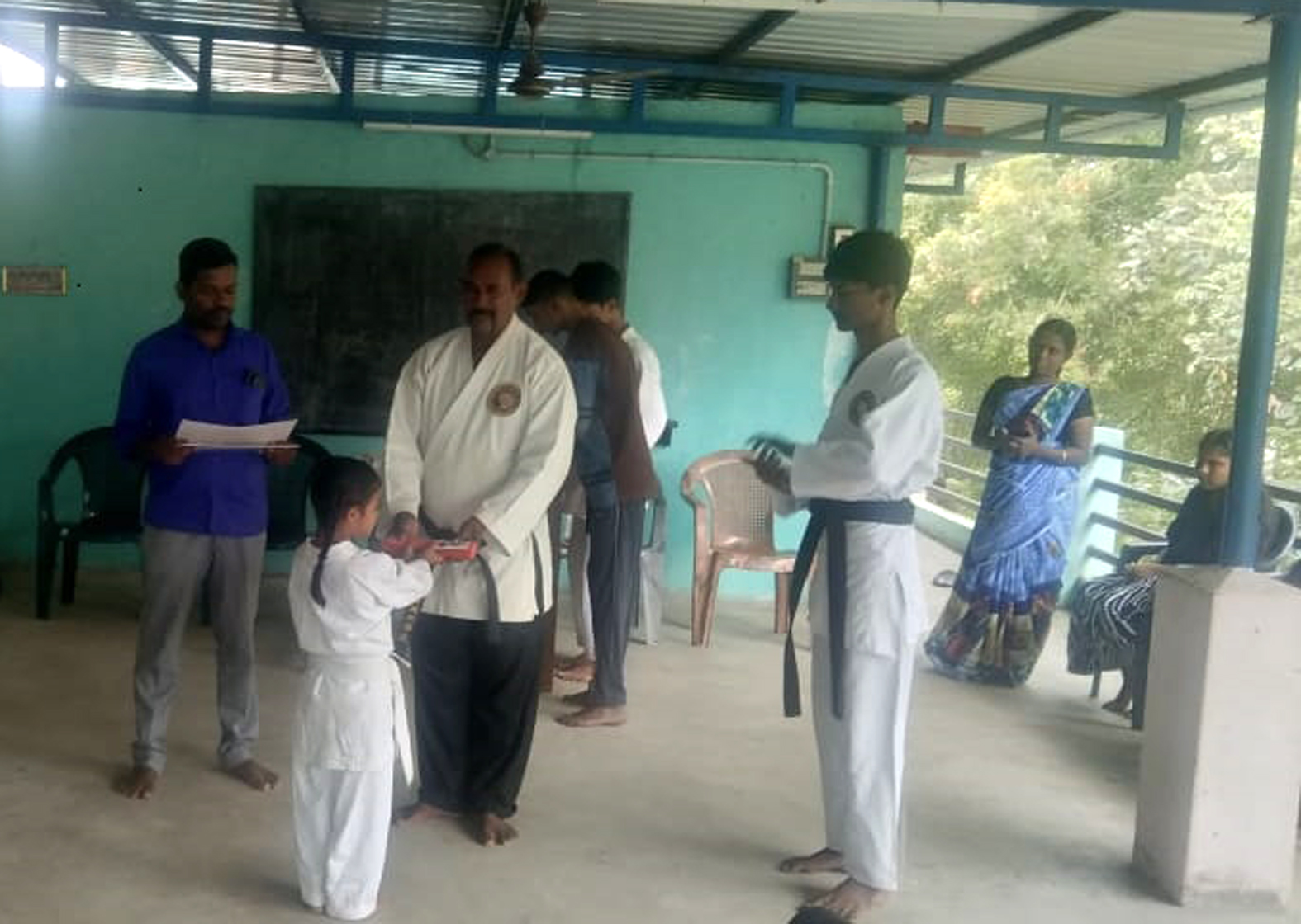தஞ்சாவூர் மாவட்டம் பாபநாசம் அட்சயம் லயன்ஸ்