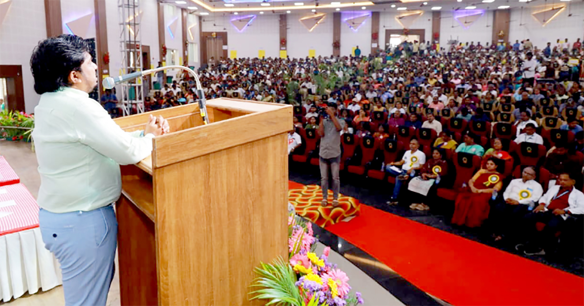 திருக்குறள் தமிழர்களுக்கான நூல் மட்டுமல்ல மனித சமுதாயத்திற்கான வாழ்வியல் நெறிமுறை