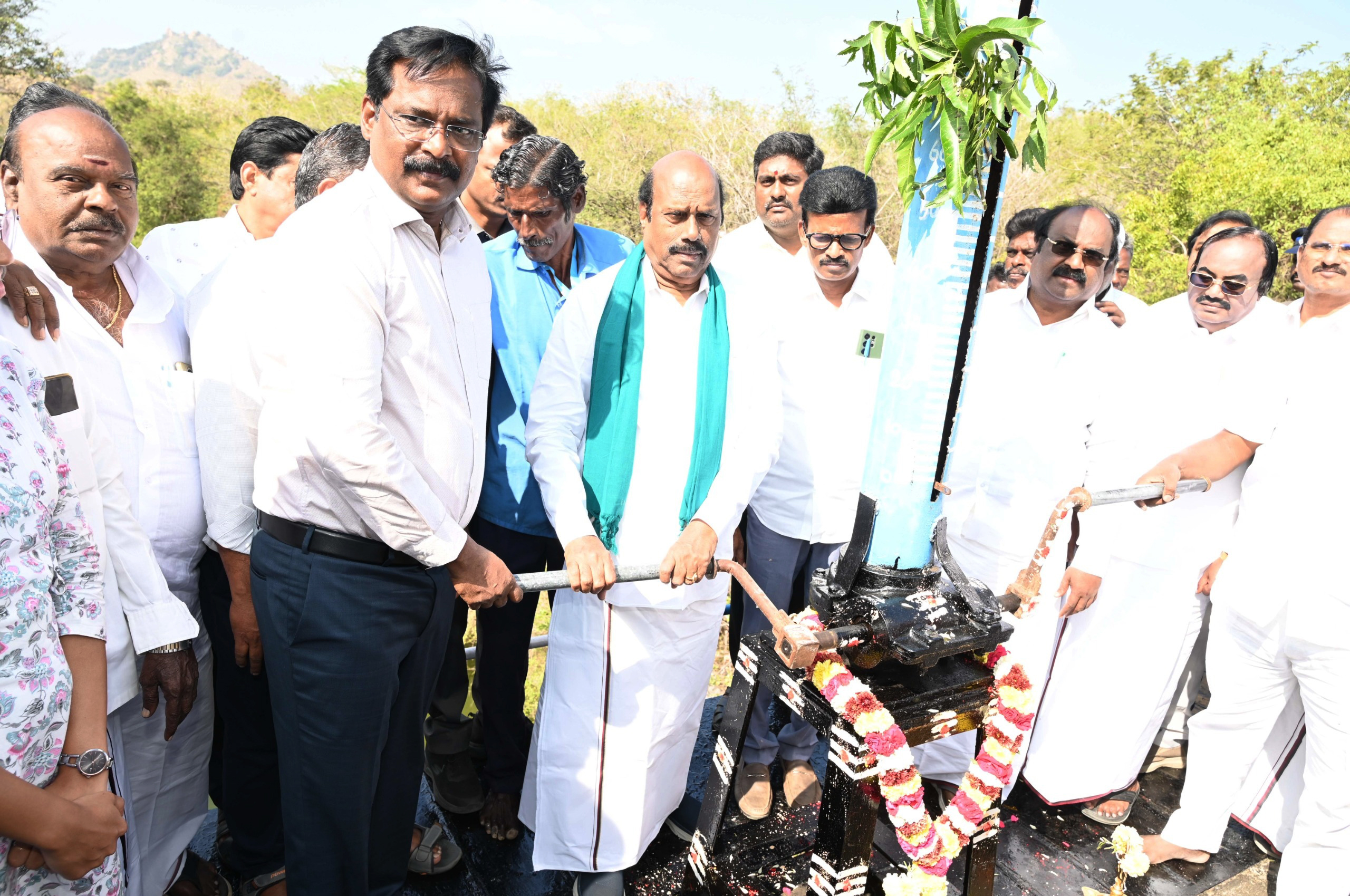 சாத்தனூர் அணையிலிருந்து பாசனத்திற்காகத் தண்ணீர் திறப்பு