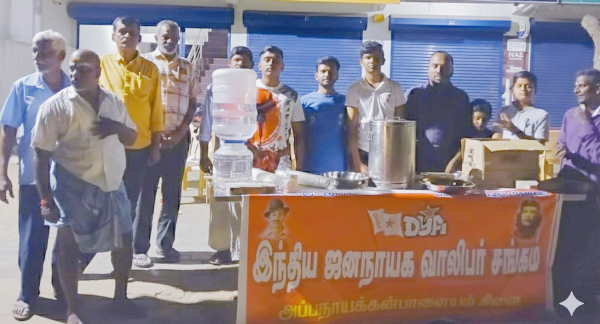 பக்தர்களுக்கு வாலிபர் சங்கம் சார்பில் குடிநீர், மோர் வழங்கல்