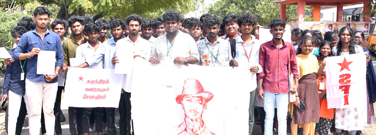400 மாணவர்களின் எதிர்காலத்தை கேள்விக் குறியாக்கிய கல்லூரி நிர்வாகம் நடவடிக்கை எடுக்க எஸ்எப்ஐ வலியுறுத்தல்