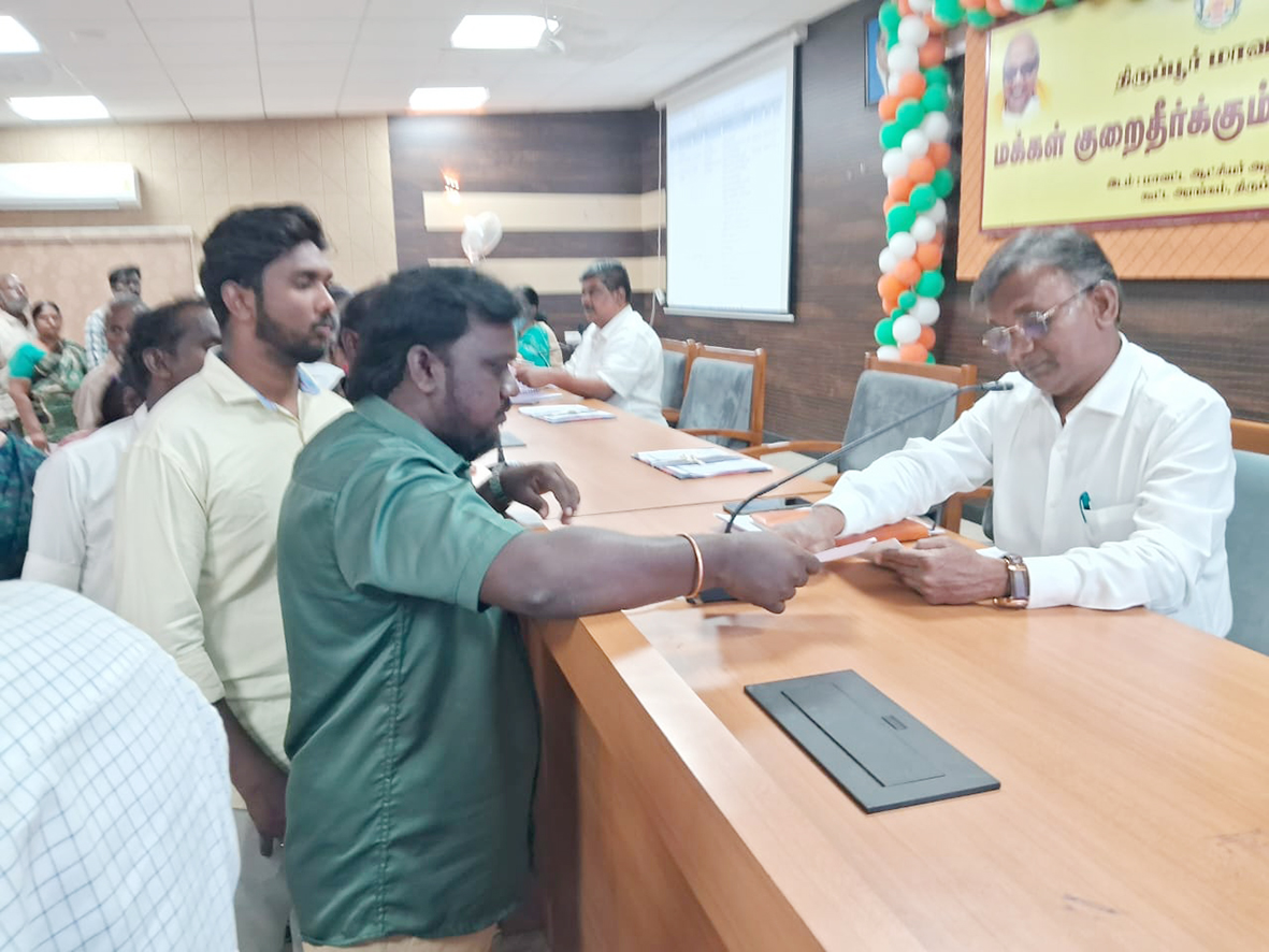 சுதந்திரத்தின் நினைவாக நட்ட மரங்களை வெட்டுவதா?