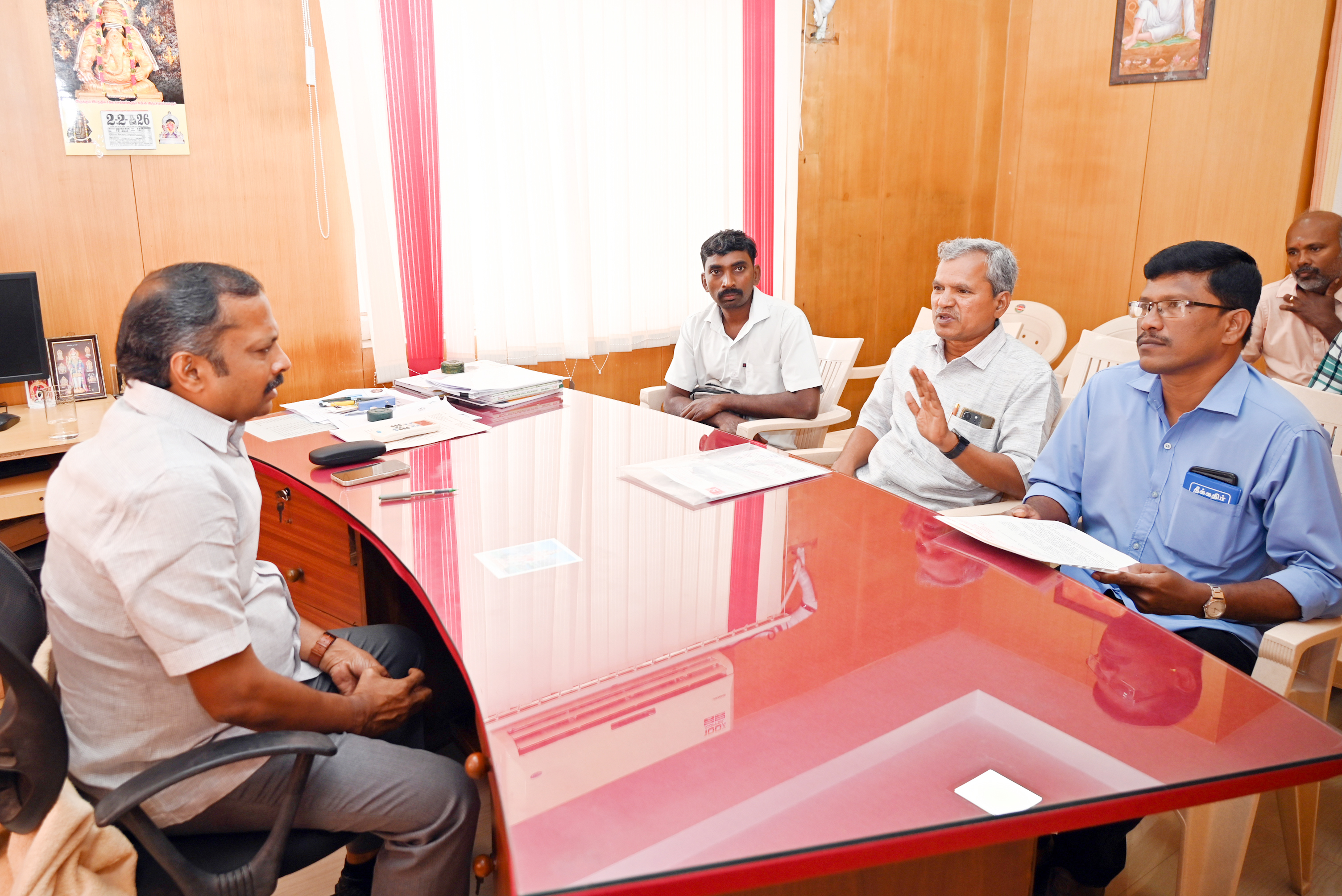 சட்டத்திற்கு புறம்பாக செயல்படும் என்எஸ்கே பேரிங்ஸ் நிறுவனம் தொழிலக பாதுகாப்பு இயக்குநரிடம் புகார்
