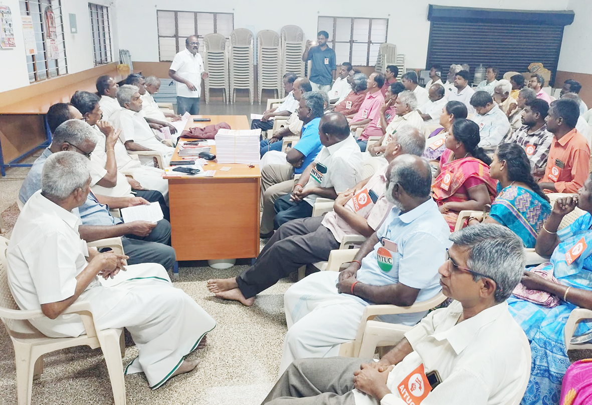 ரயில் மறியலை வெற்றி பெறச் செய்ய அனைத்து பனியன் சங்க கூட்டம் உறுதி