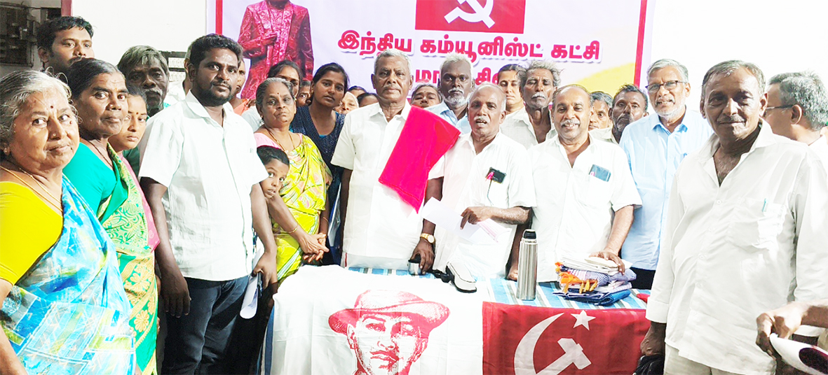 சிபிஎம் மாநிலச் செயலாளரிடம் பொதுமக்கள் மனு