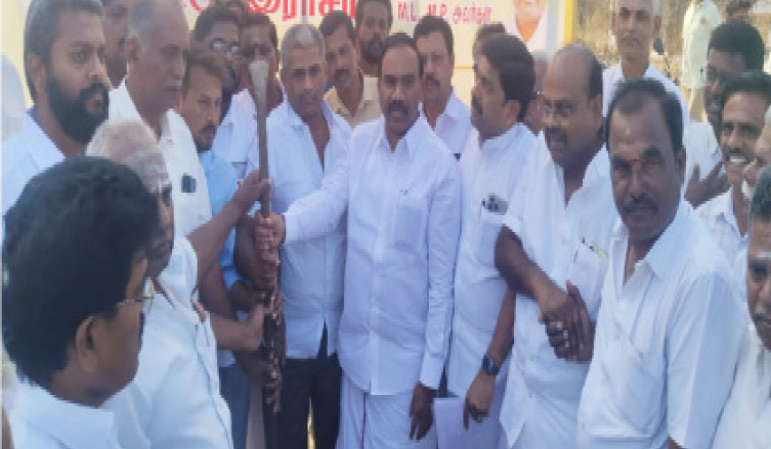 அவிநாசியில் அடிக்கல் நாட்டு விழா: ஆ.ராசா எம்பி., பங்கேற்பு