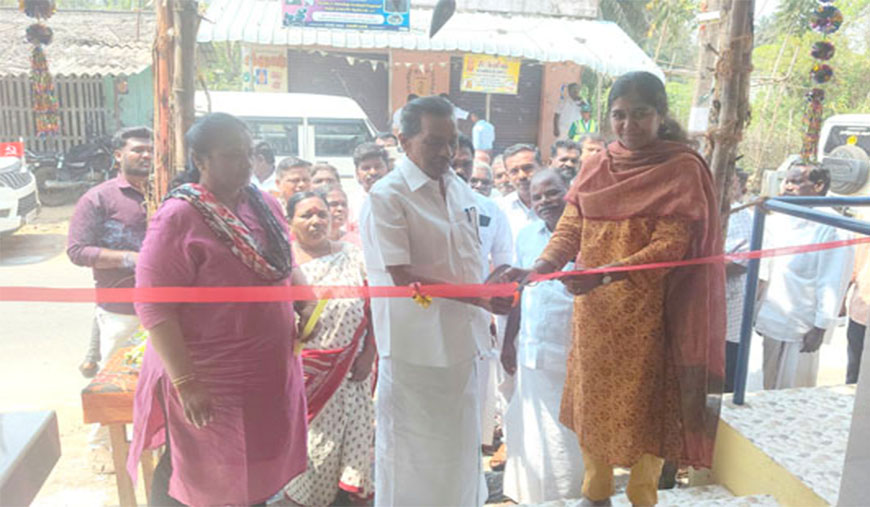 கீழ்வேளூர் தொகுதியில் பயணிகள் நிழல் குடைகள் திறப்பு