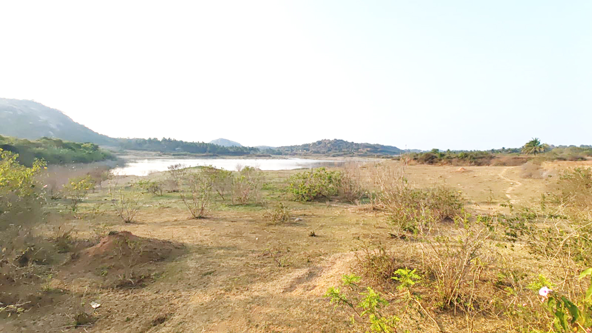 கைவிடப்பட்ட ஏரி கால்வாய் திட்டத்தை நிறைவேற்றுவது எப்போது?
