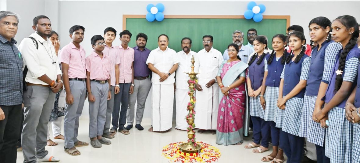 மக்கள் நலத்திட்டங்கள் துவக்கி வைப்பு
