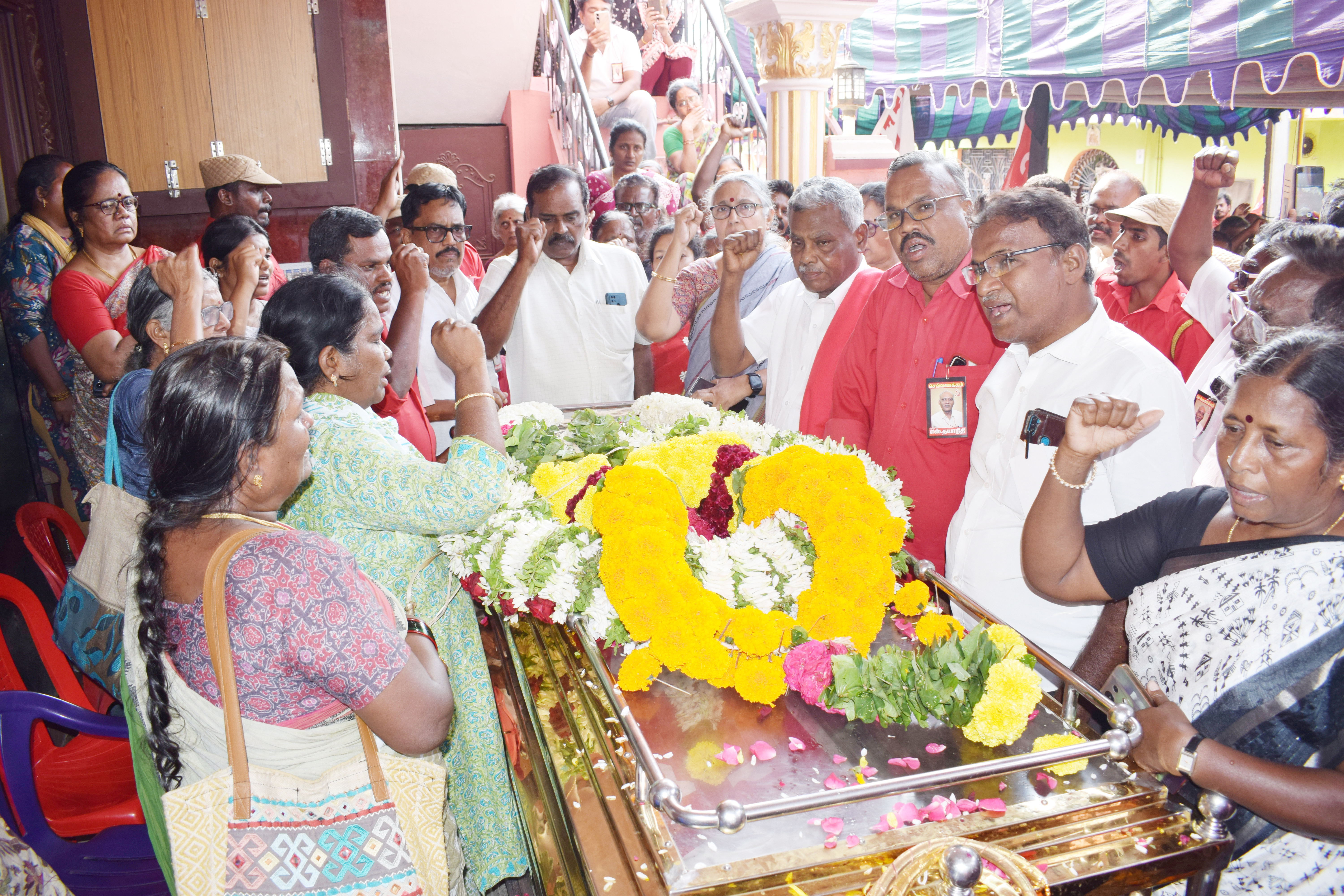 மார்க்சிஸ்ட் கம்யூனிஸ்ட் கட்சியின் வேலூர்- திருப்பத்தூர் மா