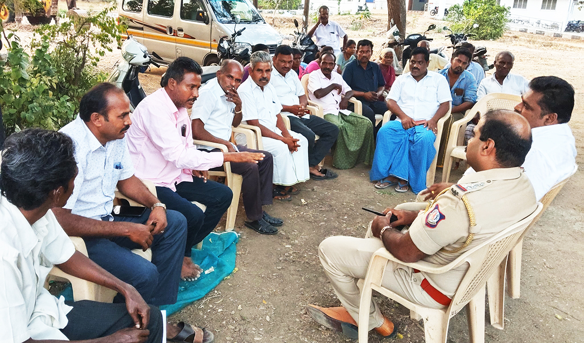 குடிநீர் இணைப்பு வழங்காததை கண்டித்து போராட்டம்