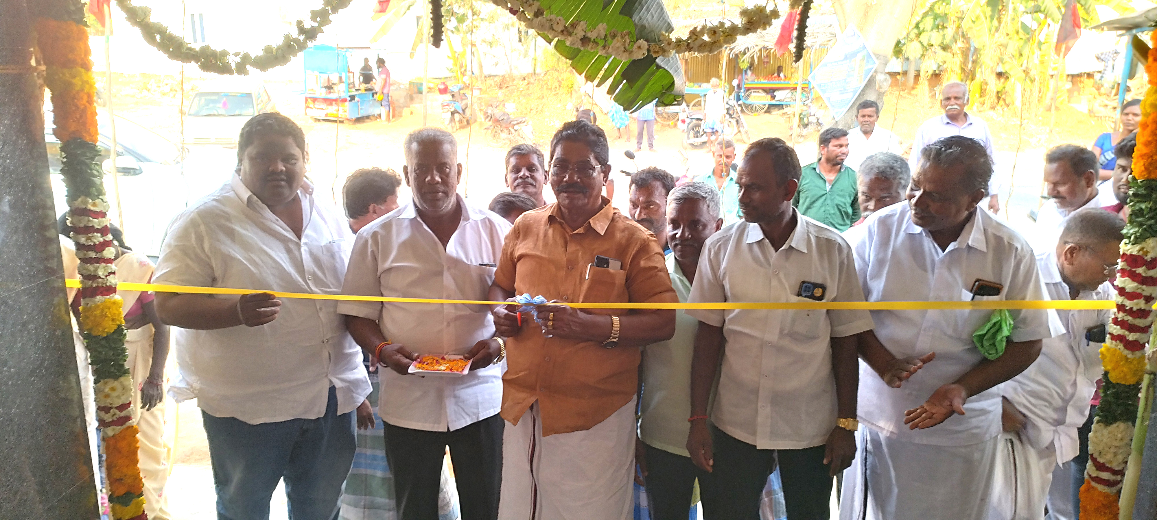 திருப்பத்தூர் மாவட்டம் நாட்றம்பள்ளி அடுத்த பச்சூர் ஊராட்சி