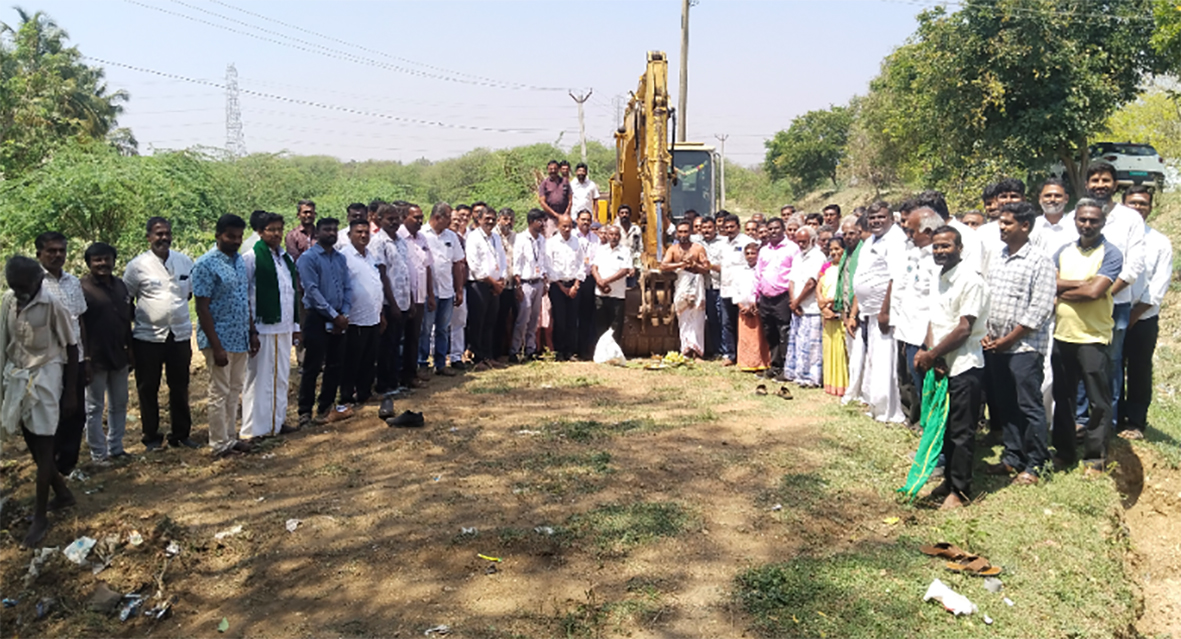 கானூர் குளம் தூர்வாரும் பணி துவக்கம்