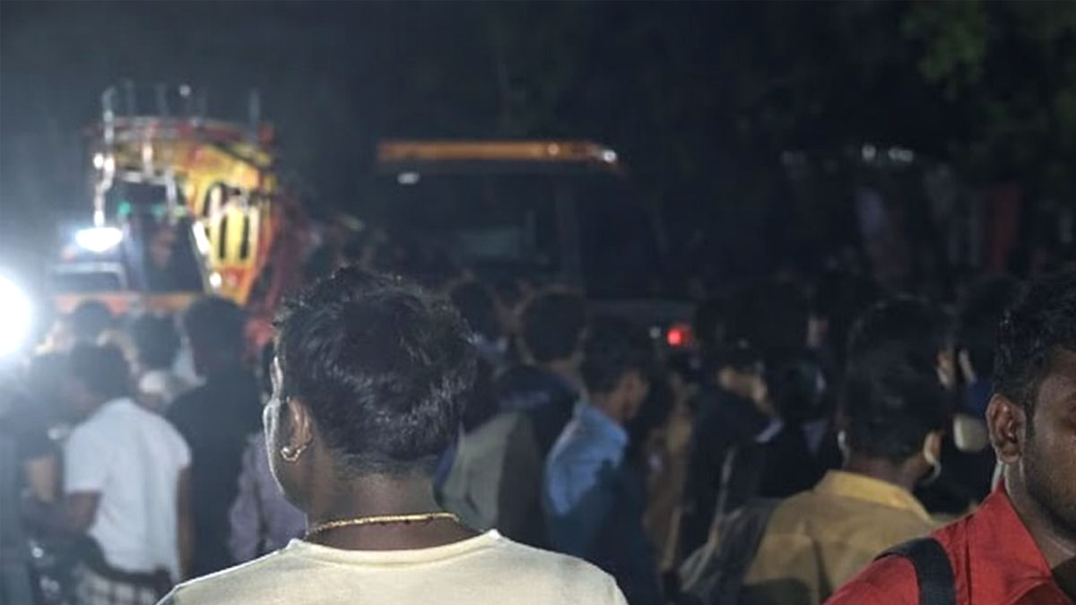 அரசுப் பேருந்தின் மீது கண்டெய்னர் லாரி மோதி கோர விபத்து!
