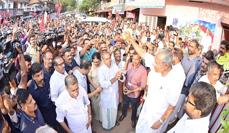 கேரள மக்களின் உணர்வுகளைப் பிரதிபலித்த கண்ணூர் பினராயி விஜயனுக்கு மாபெரும் வரவேற்பு