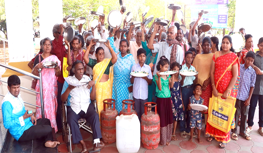 சிலிண்டர் தட்டுப்பாடு மாற்றுத் திறனாளிகள், ஆதரவற்றோர் போராட்டம்