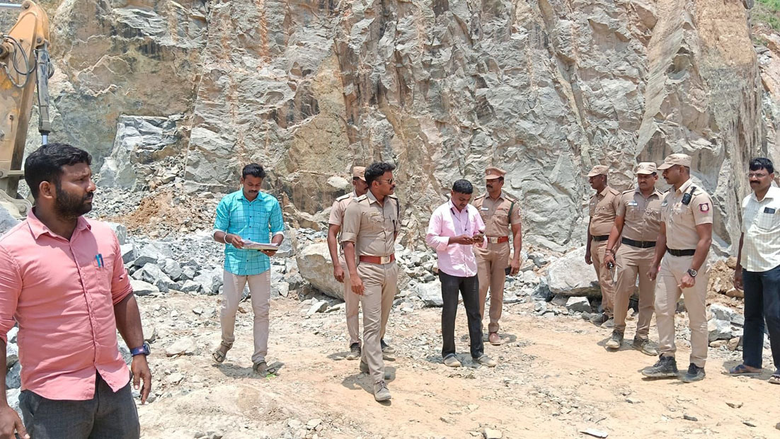 சட்டவிரோதமாக செயல்பட்ட இரண்டு குவாரிகள் மூடல்