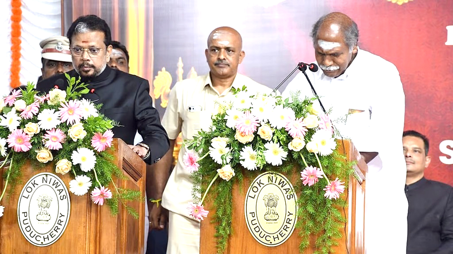புதுச்சேரி முதல்வராக ரங்கசாமி 5 ஆவது முறையாக பதவியேற்றார்!