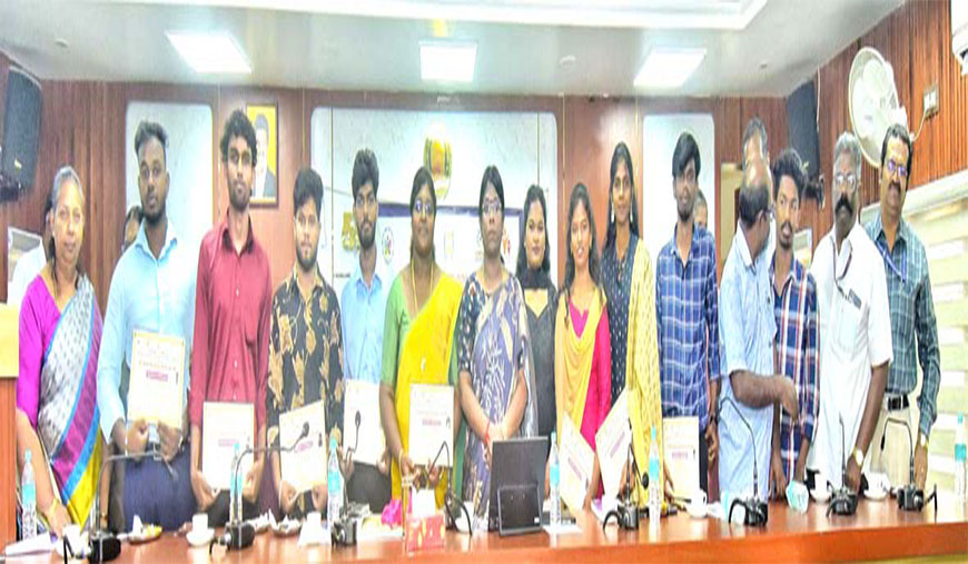 பெண்குழந்தைகள் பிறப்பு விகிதம் அதிகரிப்பு குறித்த விழிப்புணர்வு குறும்படம் வெளியீடு