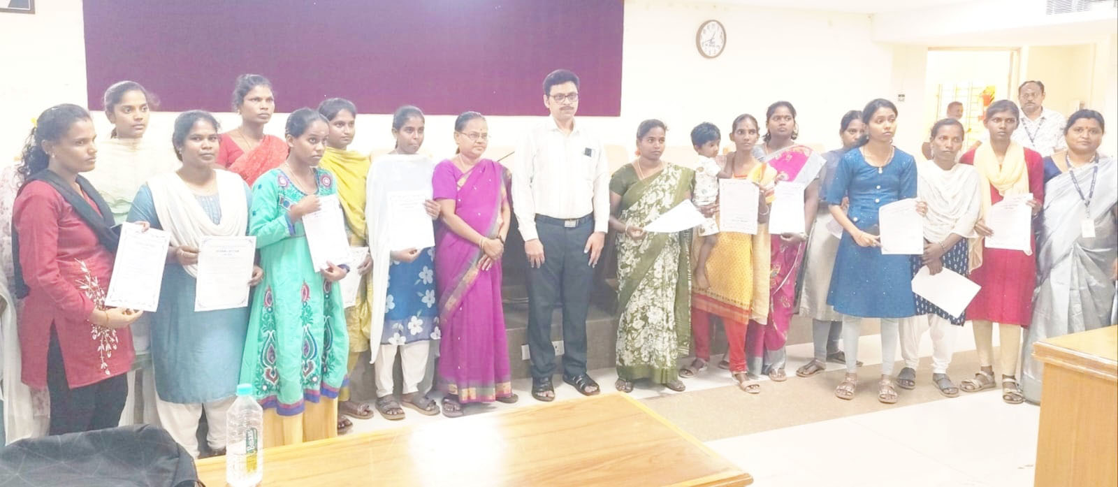 வேலைவாய்ப்பு முகாமில் 48 பேருக்கு பணி ஆணை