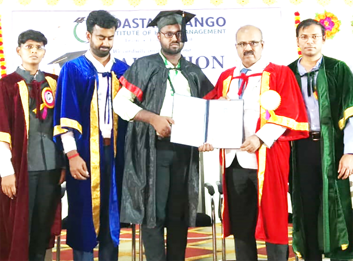 அறிவுப் பரவலே தேசம் காக்கும்! லோக் ஆயுக்தா உறுப்பினர் டாக்டர் வீ. ராமராஜ் பேச்சு!