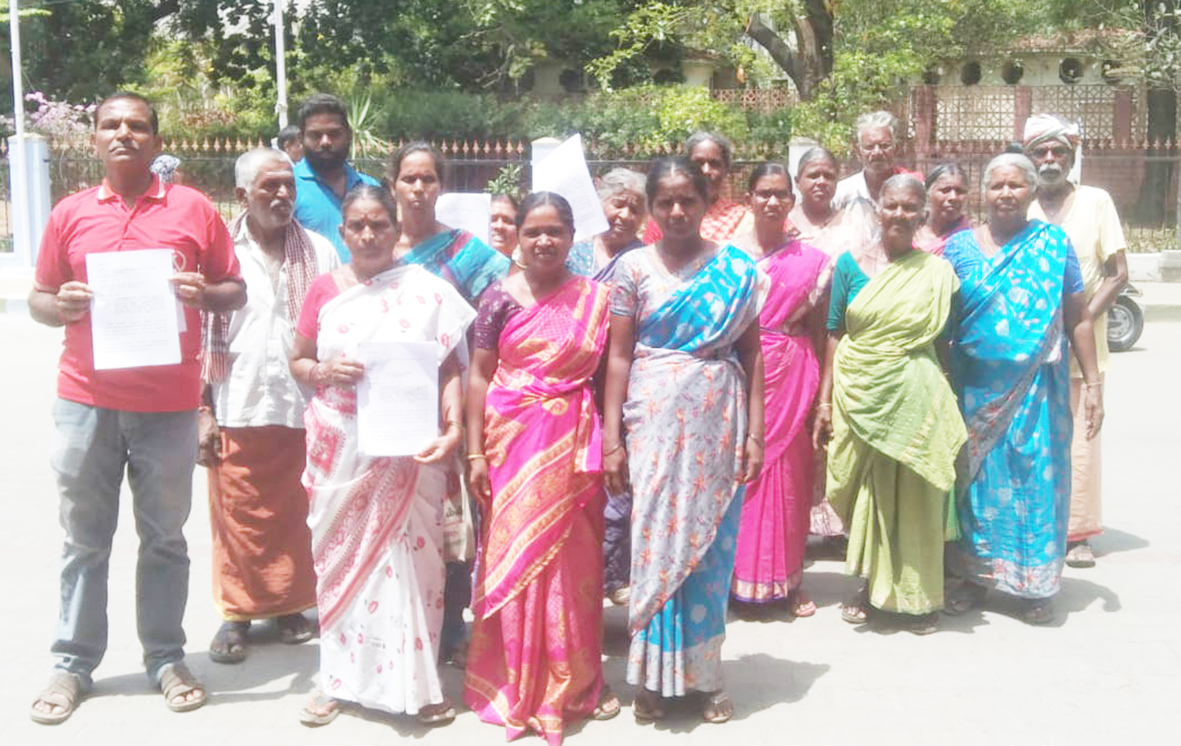 உயர் நீதிமன்ற தீர்ப்பை மதிக்காத பேரூராட்சி: ஆட்சியரிடம் புகார்!