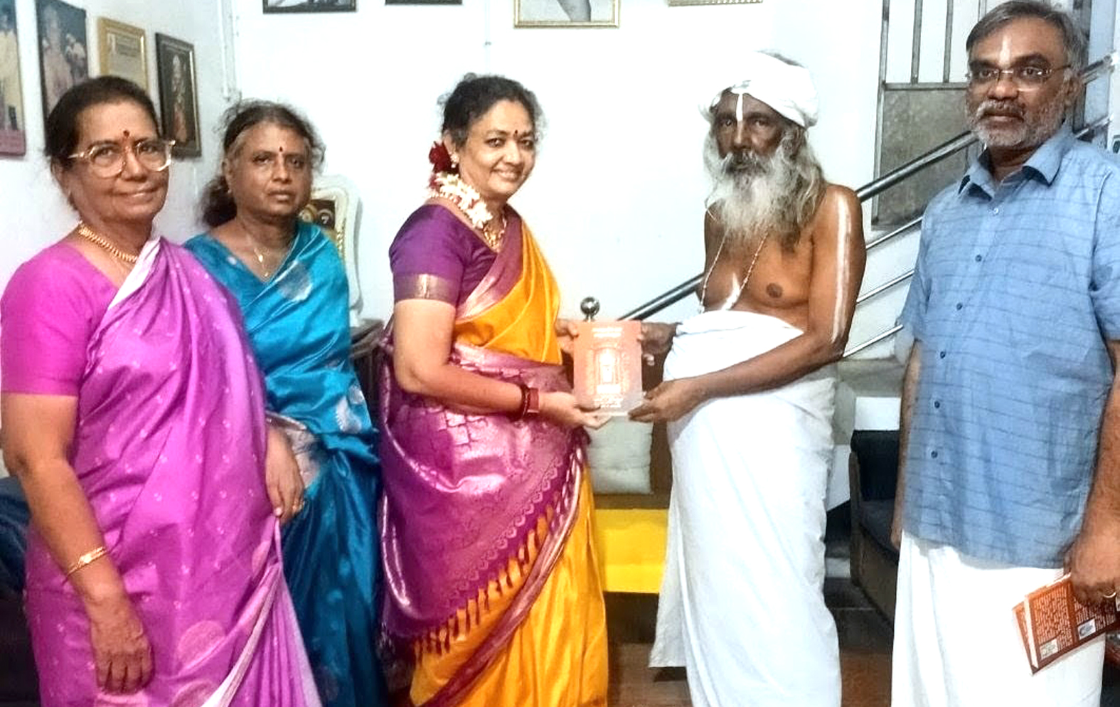 சாமிதோப்பு அன்பு வனத்திற்கு தமிழறிஞர்கள் வருகை