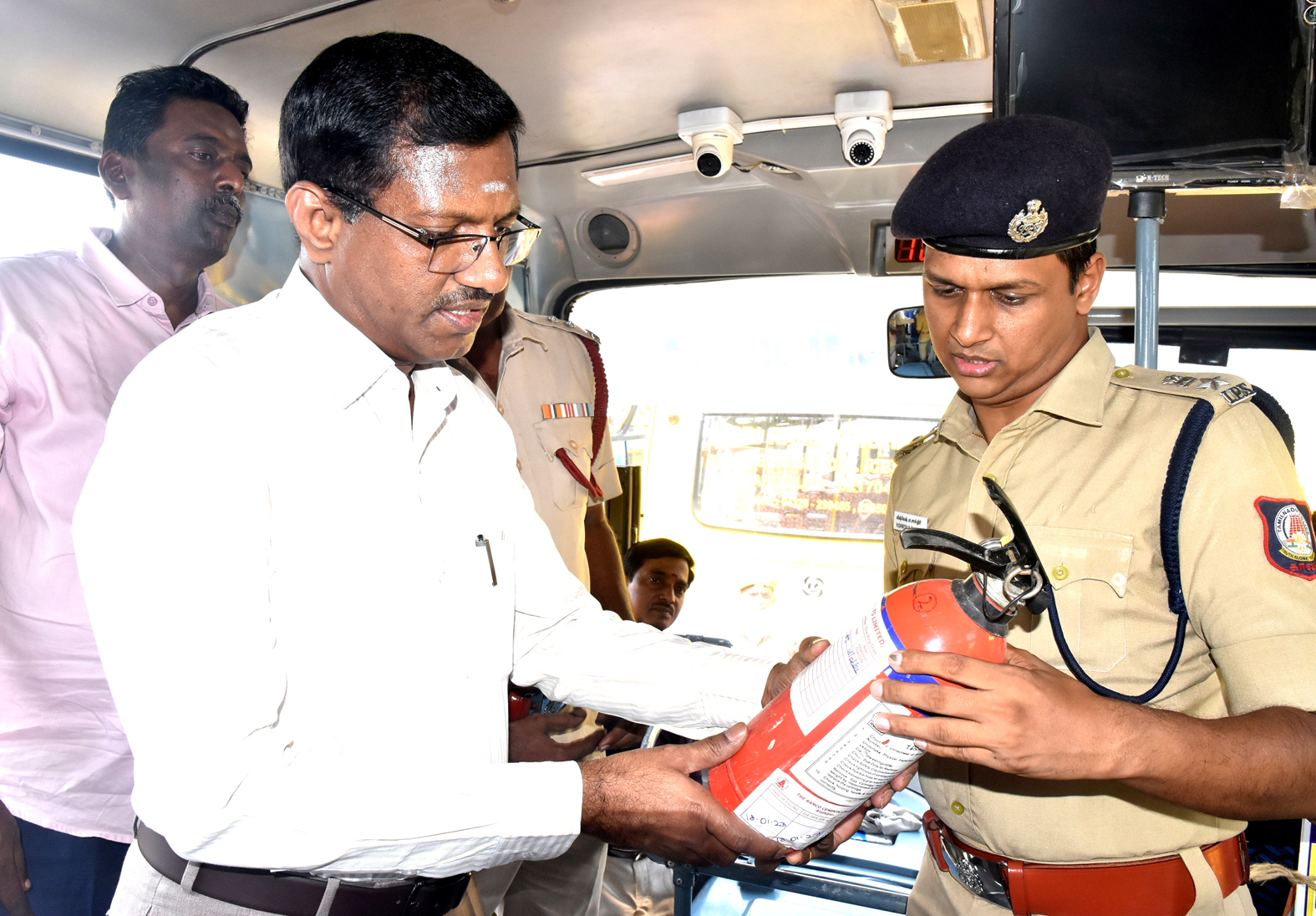 பள்ளி வாகனங்கள் ஆய்வு