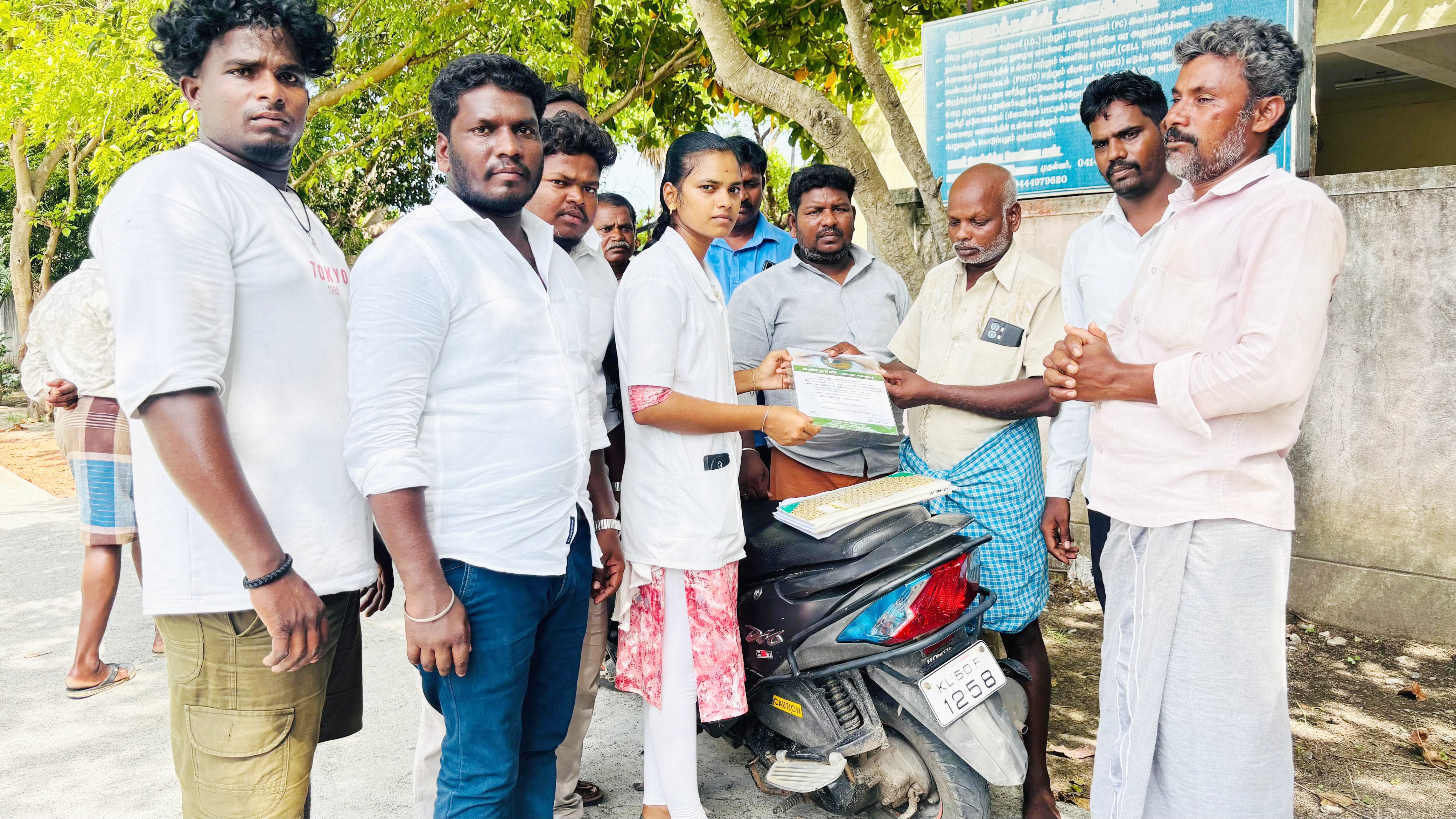 மரணத்திலும் தொடரும் மனிதநேயம் கல்லூரி மாணவர் பிரதீப்குமாரின் கண்கள் தானம்
